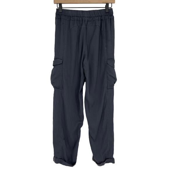 Lululemon Move Lightly Pant in True Navy 25" Size 4 - Picture 2 of 8